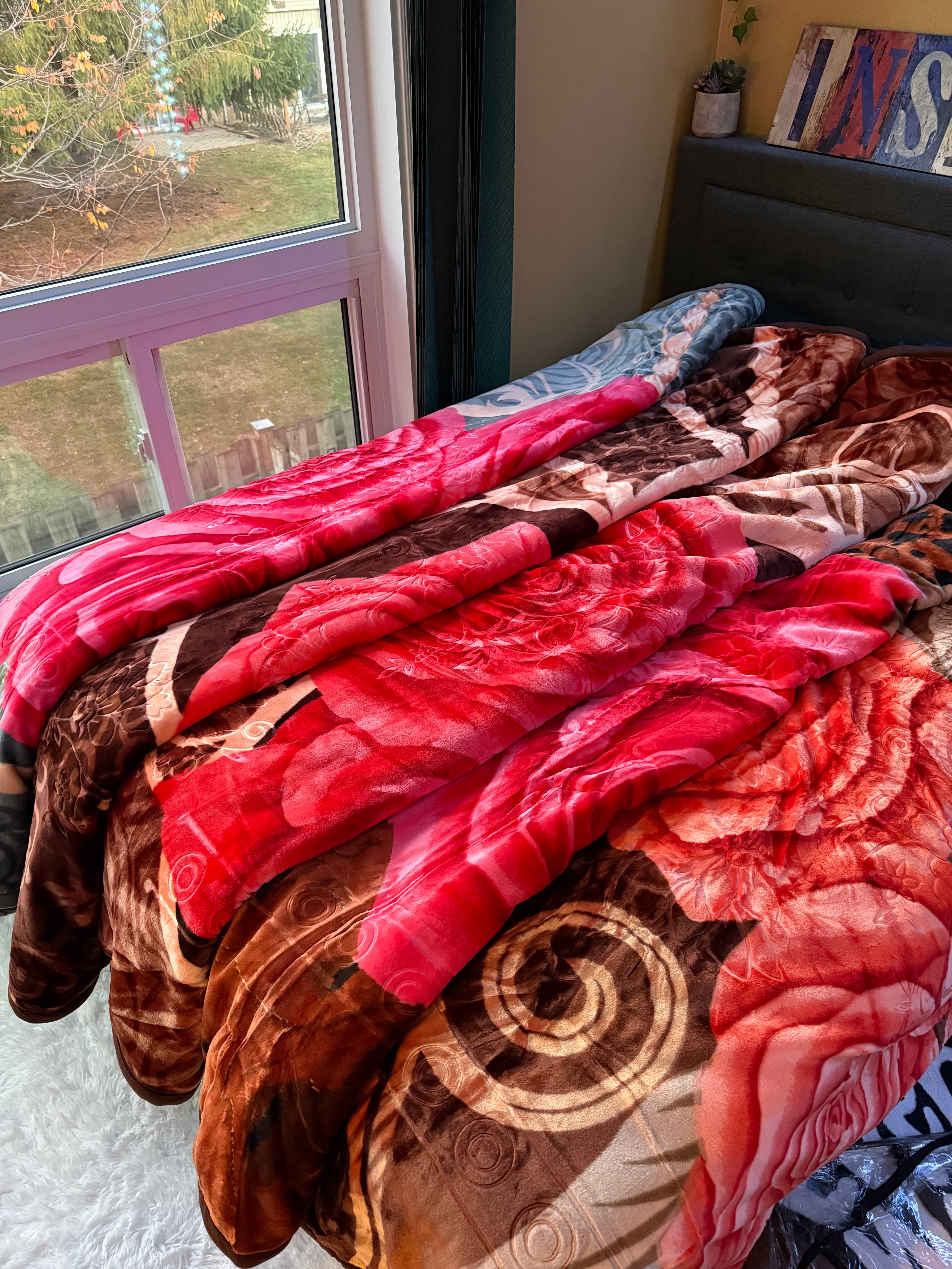 Royal Plush Heavyweight Mink Blanket - Floral Series (Queen/King Fit)