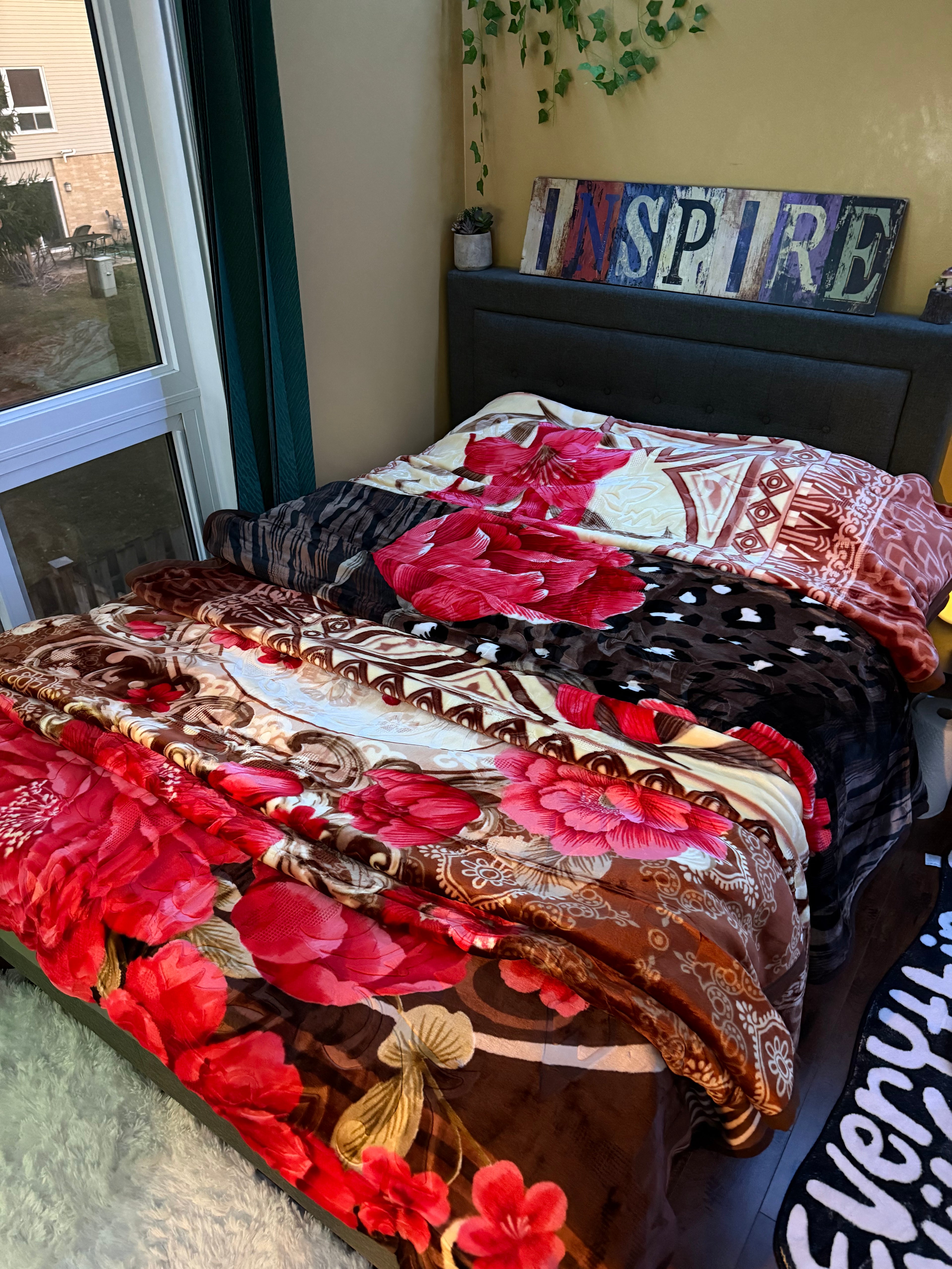 Royal Plush Heavyweight Mink Blanket - Floral Series (Queen/King Fit)